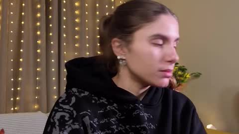 Kylie online show from 01.10.26