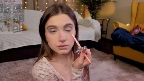 Snapshot of rosalvaulman chatting on 02.07.26 Kylie online show from 02.07.26