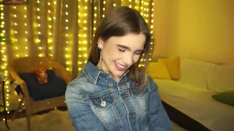 Snapshot of rosalvaulman chatting on 02.15.26 Kylie online show from 02.15.26