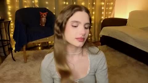 Snapshot of rosalvaulman chatting on 04.12.26 Kylie online show from 04.12.26