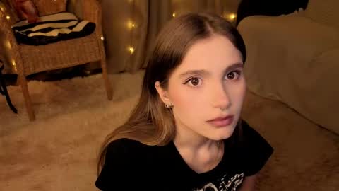 Snapshot of rosalvaulman chatting on 05.31.26 Kylie online show from 05.31.26