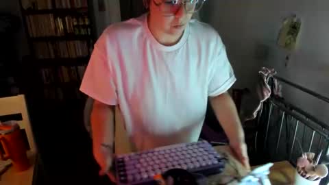 rose257044 online show from 11.30.25