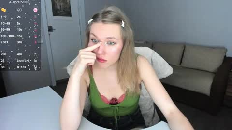 Snapshot of rose_brooks chatting on 05.10.26 Rose but u can call me princess online show from 05.10.26