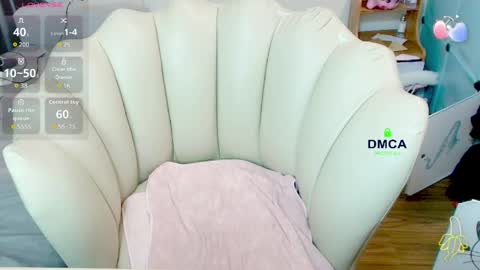 Snapshot of rose_rosemary chatting on 04.23.26 Rose online show from 04.23.26