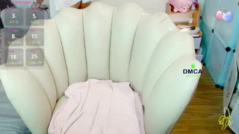Snapshot of rose_rosemary chatting on 05.02.26 Rose online show from 05.02.26