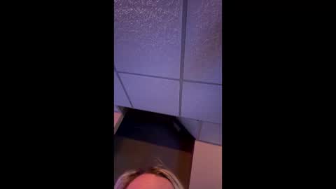 Snapshot of rose_xxx_bb chatting on 12.21.25 Kinky Inky online show from 12.21.25