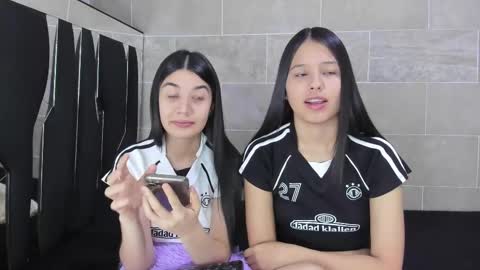 Rose y Miah online show from 03.04.25