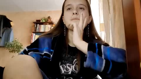 Sophie online show from 12.15.25