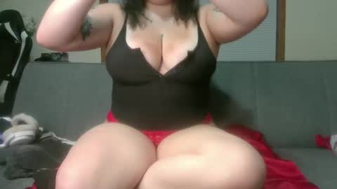 Snapshot of rosebbyxx chatting on 09.17.25 rosebbyxx online show from 09.17.25