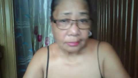 Snapshot of rosebelle66 chatting on 04.28.26 rosebelle66 online show from 04.28.26