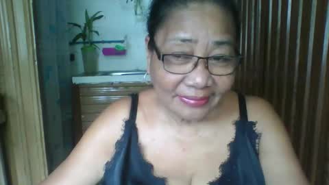 Snapshot of rosebelle66 chatting on 05.21.26 rosebelle66 online show from 05.21.26