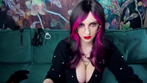 Rosebloom online show from 04.18.26