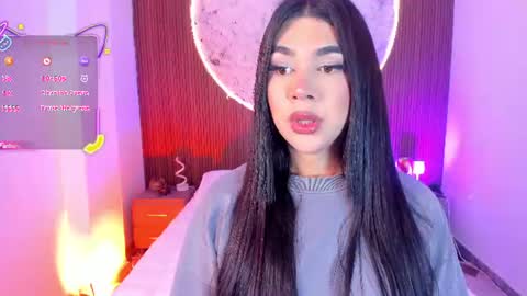 Snapshot of rosecassie chatting on 06.11.26 Rose online show from 06.11.26