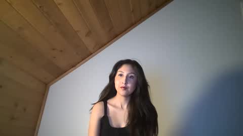 Snapshot of rosedahlia chatting on 02.05.25 Dahlia Rose online show from 02.05.25