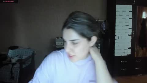 Snapshot of roselina_ chatting on 06.28.26 Rose online show from 06.28.26