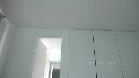 Lyla OF roselinedior online show from 11.10.25