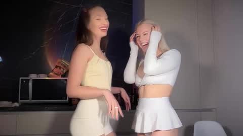 Sophie and Sarah online show from 02.10.26