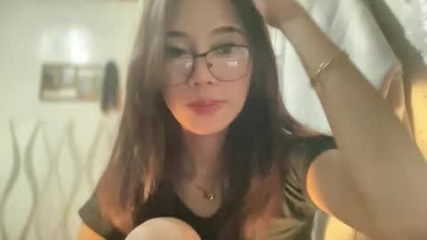 Snapshot of rosemae07 chatting on 04.29.26 rosemae07 online show from 04.29.26