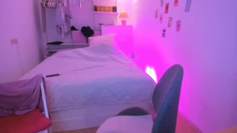 Snapshot of roshelle_xxx chatting on 02.11.25 Roshelle online show from 02.11.25