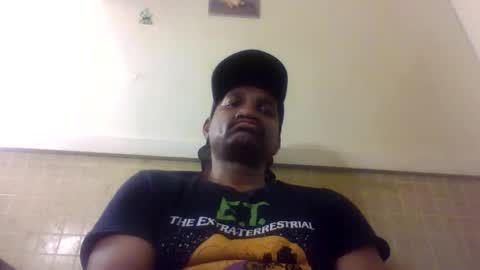 Snapshot of roshun69 chatting on 06.06.26 Roshun Haynes online show from 06.06.26