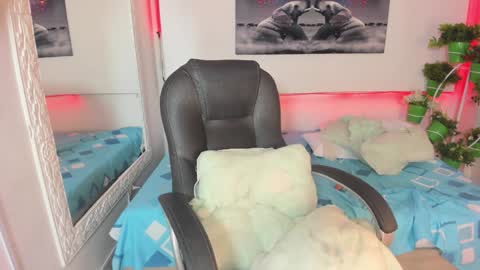 rosi_cooper online show from 02.05.25