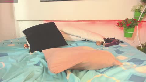 rosi_cooper online show from 02.19.25