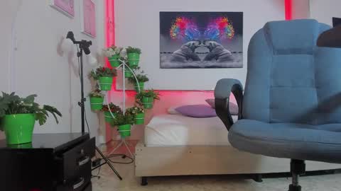 rosi_cooper online show from 10.04.25