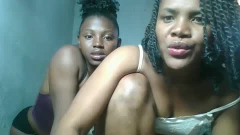 rosia22 online show from 10.13.25