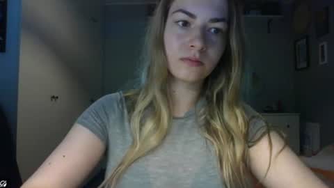 Snapshot of rosie_june chatting on 07.13.26 Rosie online show from 07.13.26
