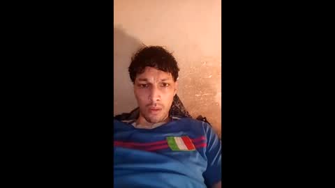 Snapshot of roskof69 chatting on 04.12.26 Ribuu online show from 04.12.26