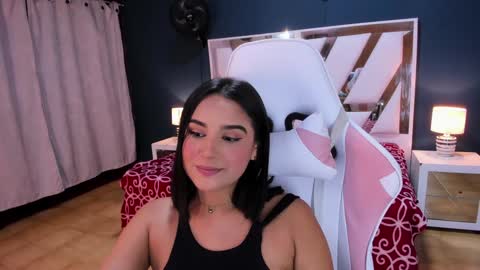 Snapshot of rossa_selene chatting on 01.31.25 Rossa online show from 01.31.25