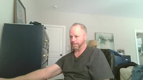 Snapshot of rossd1961 chatting on 02.26.25 nanook online show from 02.26.25