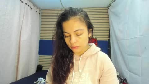 Snapshot of rosse_25 chatting on 04.27.26 Would you like to help me with supplementation and sports suits so I can compete in powerlifting online show from 04.27.26