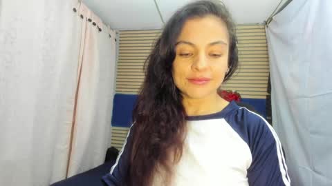 Snapshot of rosse_25 chatting on 04.29.26 Would you like to help me with supplementation and sports suits so I can compete in powerlifting online show from 04.29.26