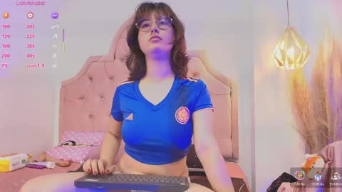 Snapshot of rosse__garden chatting on 05.23.26 rosse garden online show from 05.23.26