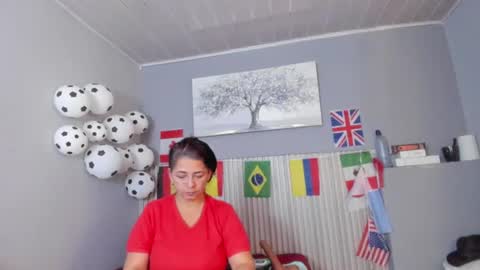 Snapshot of rosse_milf1 chatting on 07.22.26 rosse_milf1 online show from 07.22.26