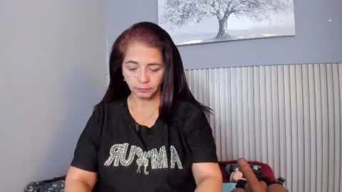 Snapshot of rosse_milf1 chatting on 08.05.26 rosse_milf1 online show from 08.05.26