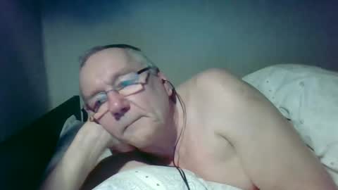 Snapshot of rossignol1953 chatting on 03.01.26 rossignol1953 online show from 03.01.26