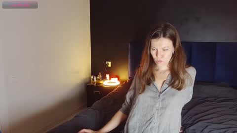 Snapshot of roter_rita chatting on 10.27.25 roter_rita online show from 10.27.25