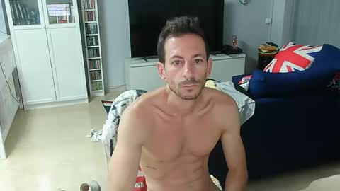 Snapshot of roubarixx chatting on 07.17.26 roubarixx online show from 07.17.26