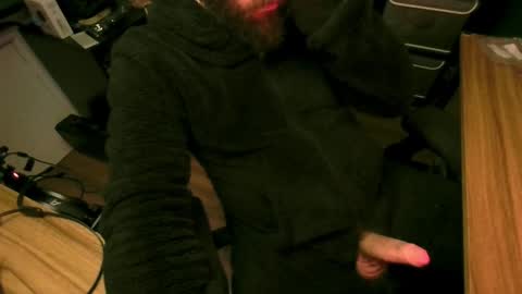 Snapshot of roughwonder chatting on 12.03.24 Luke online show from 12.03.24