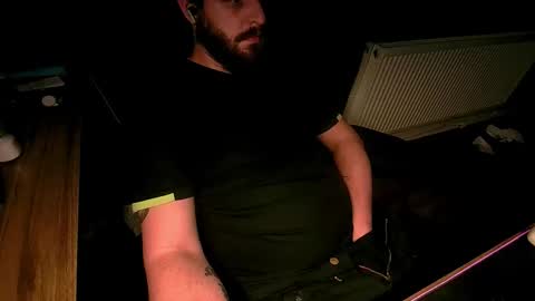 Snapshot of roughwonder chatting on 09.24.25 Luke online show from 09.24.25