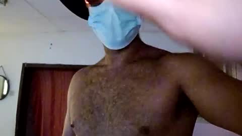 Snapshot of round1fiight chatting on 10.14.25 round1fiight online show from 10.14.25