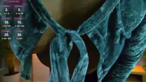 Snapshot of rouse_leon chatting on 10.09.25 Rouse leon online show from 10.09.25