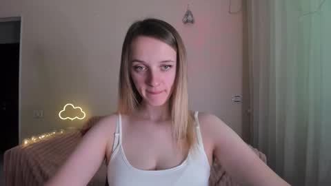 Snapshot of rousereed chatting on 03.06.26 Rouse online show from 03.06.26