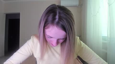 Snapshot of rousereed chatting on 03.08.26 Rouse online show from 03.08.26