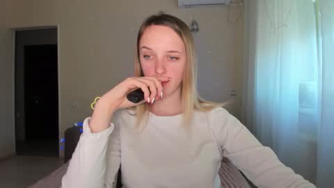 Snapshot of rousereed chatting on 03.09.26 Rouse online show from 03.09.26