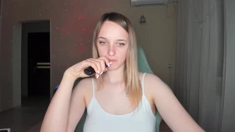 Snapshot of rousereed chatting on 03.19.26 Rouse online show from 03.19.26