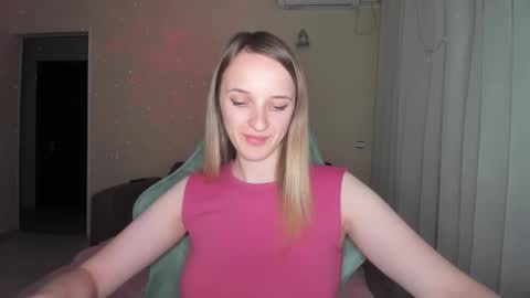 Snapshot of rousereed chatting on 03.21.26 Rouse online show from 03.21.26