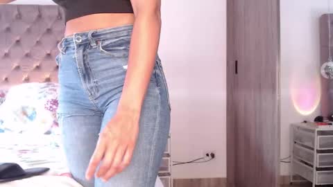 Snapshot of rouss_henao chatting on 03.07.26 Rouss marie henao online show from 03.07.26